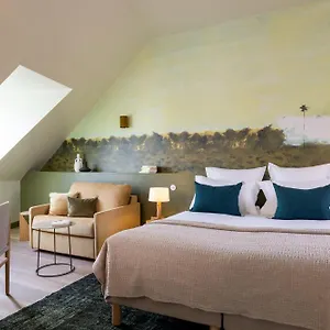 Hotel Beaumarchais, Paris