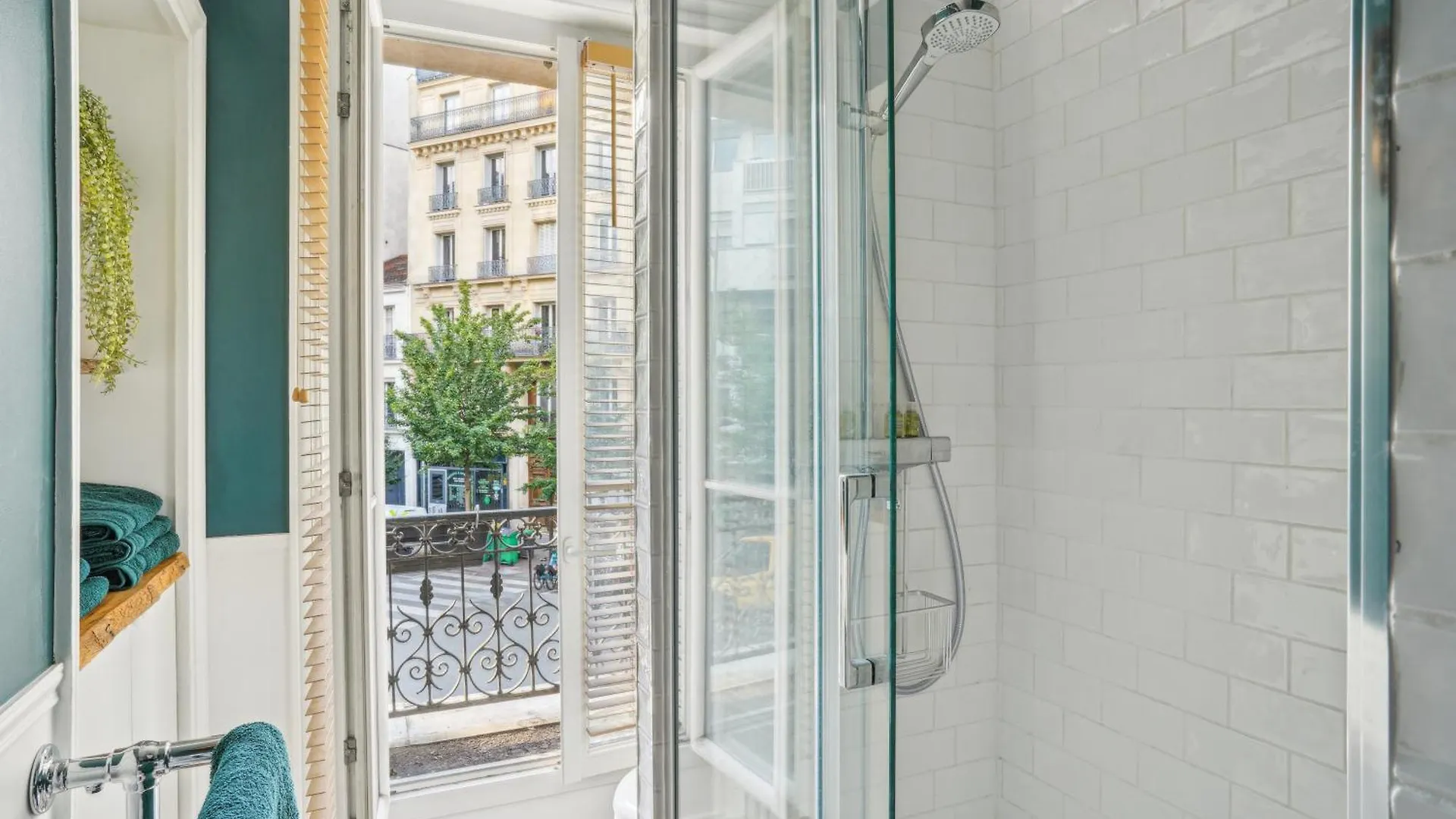 Magnifique Appartement Au Coeur Du Xviiieme Paris 0*,