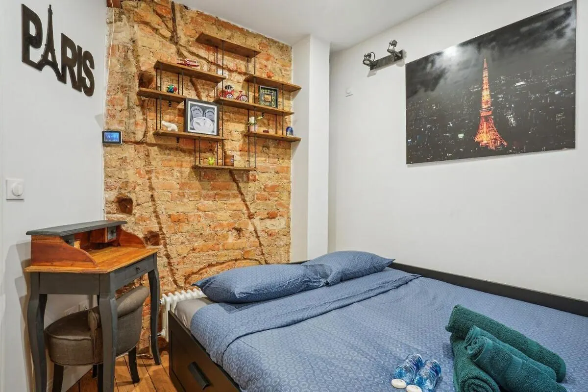 Magnifique Appartement Au Coeur Du Xviiieme Paris
